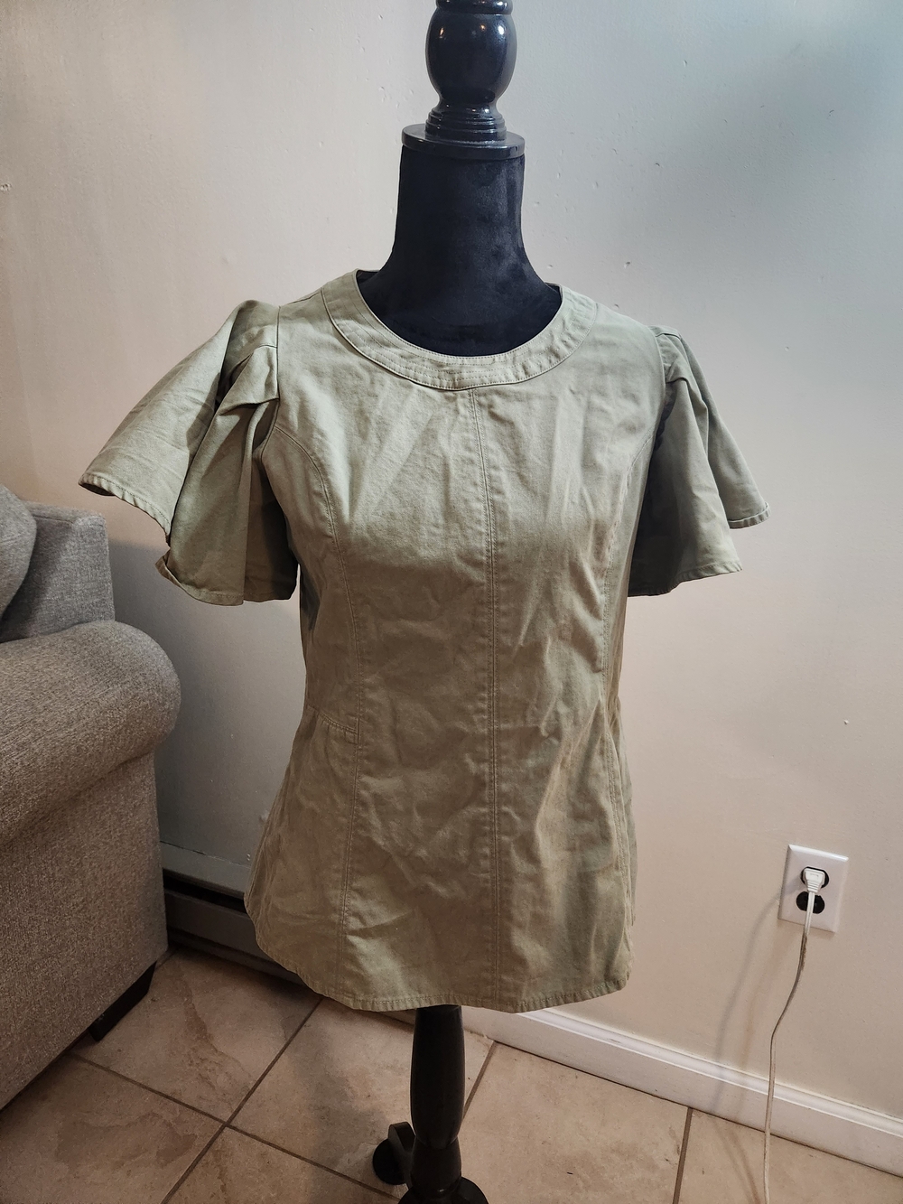 Banana Republic Olive Green Puff-Sleeve Short-Sleeve Top